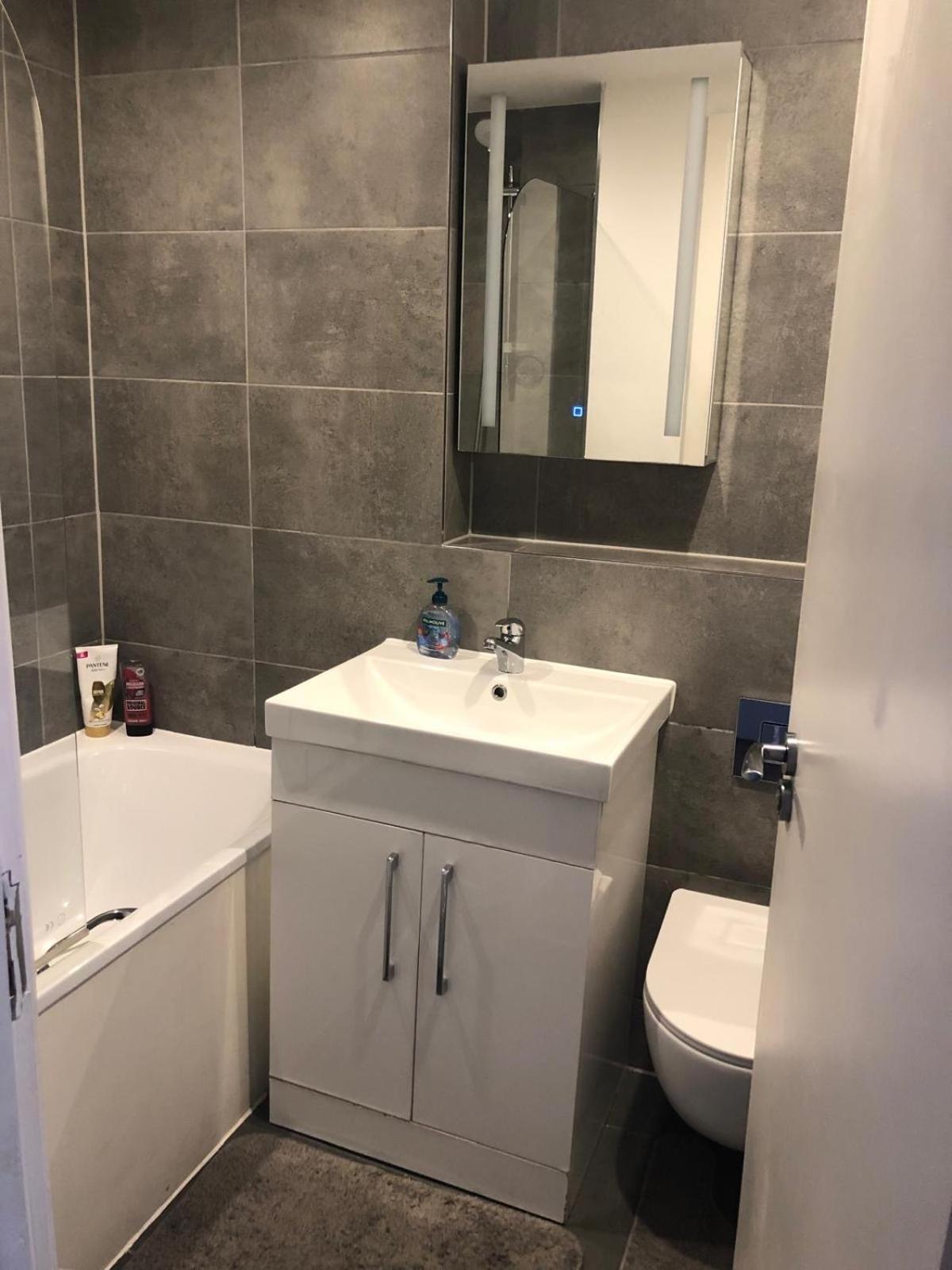 Appartement Hemans 0.8 à Londres Extérieur photo